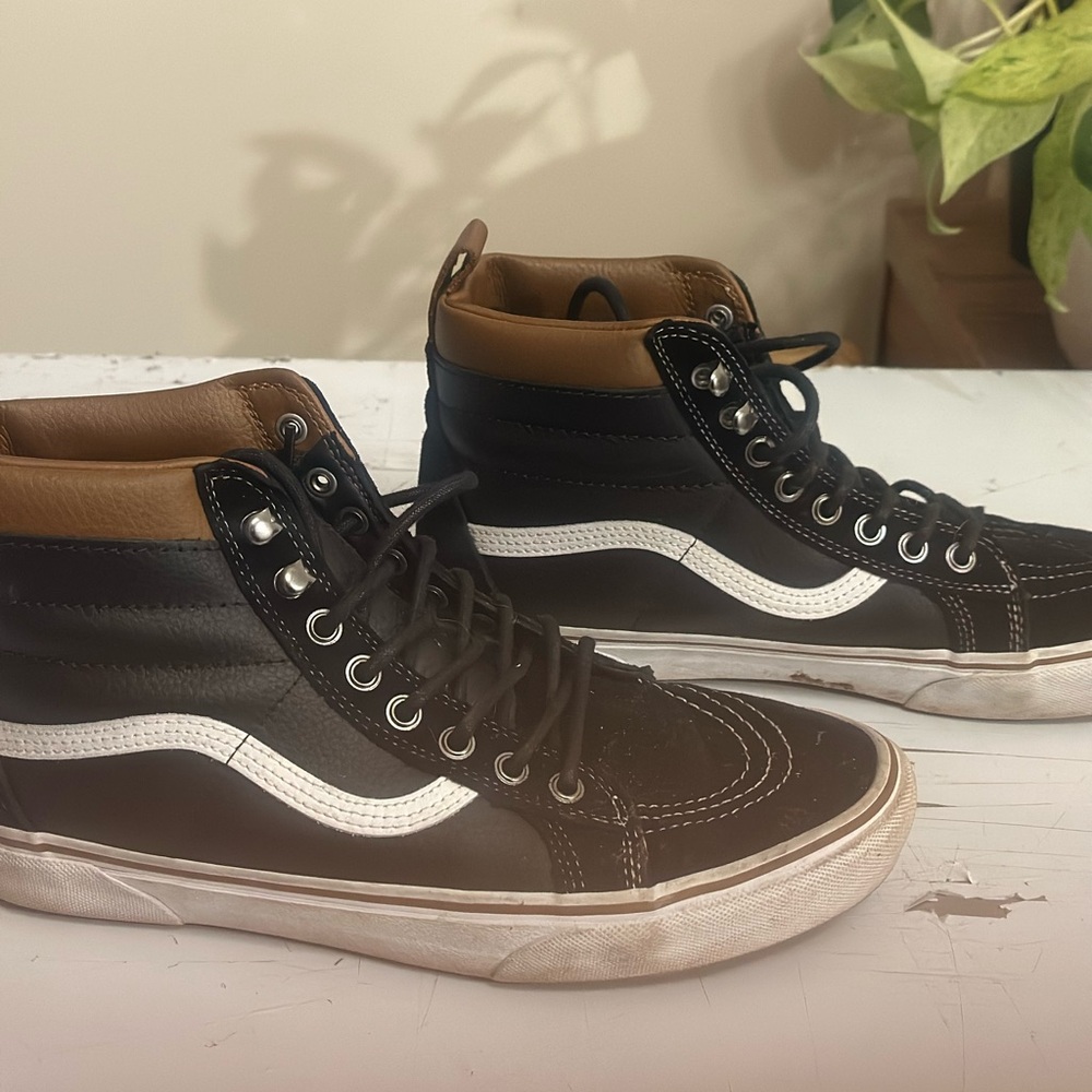 Vans sk8-hi top suede sneakers